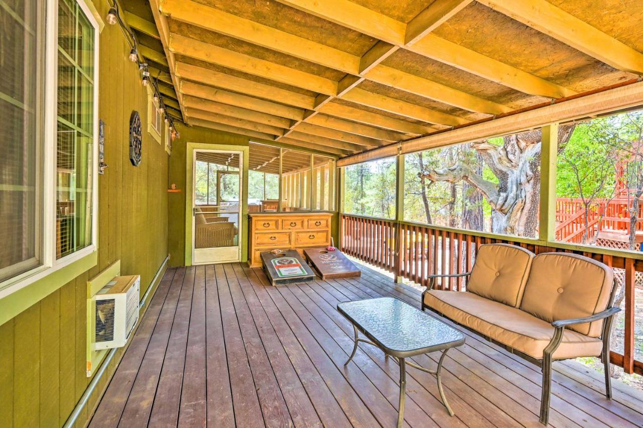 Pine Cabin In The Woods With Yard And Grill! Екстериор снимка